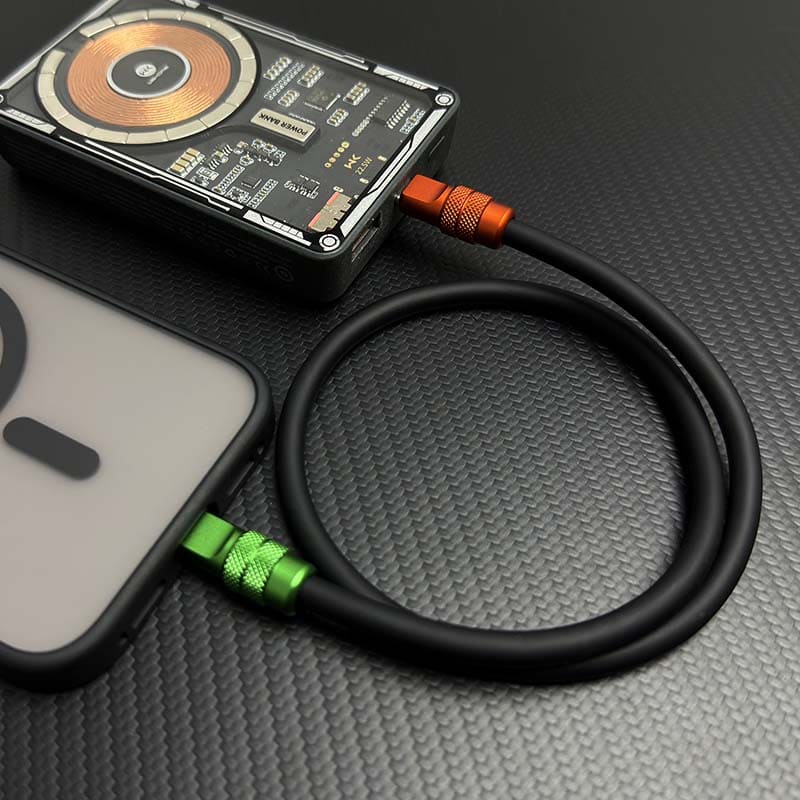 "Cute Anodized Pro" Power Bank Friendly Cable C+Lightning